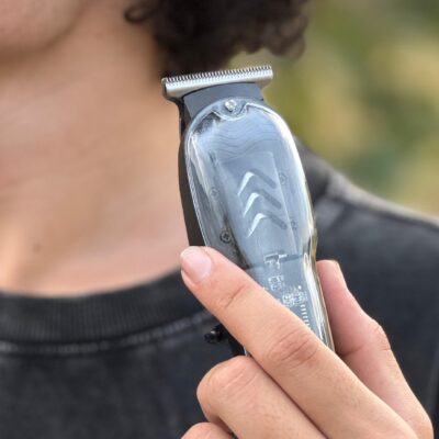 Professional men's hair trimmer